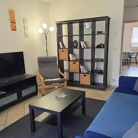 3 Pièces De 57m2 Avec Balcon, Proche Appartamento *