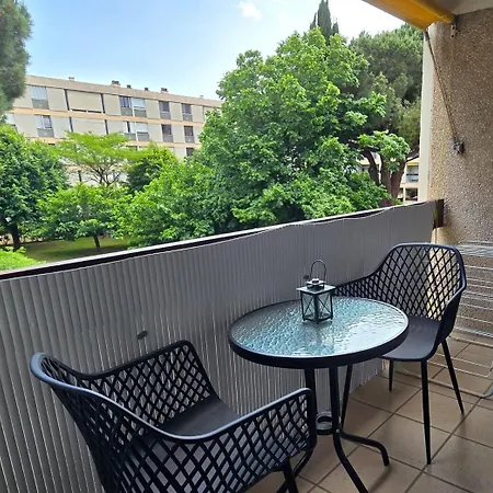3 Pieces De 57m2 Avec Balcon, Proche Fréjus